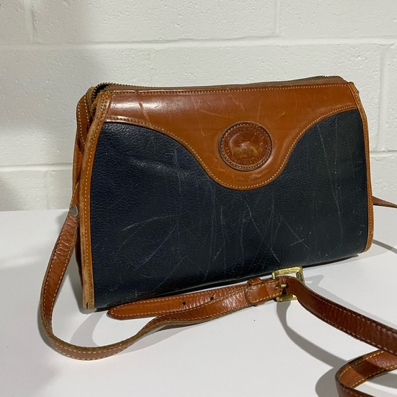 Vintage dooney and Bourke bag - Picture 1 of 5